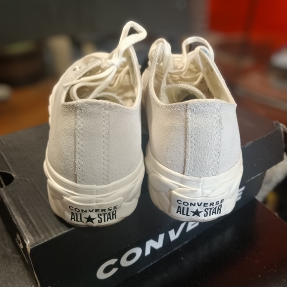 CONVERSE WOMEN'S CHUCK TAYLOR ALL STAR LOW - Picture 5 of 5